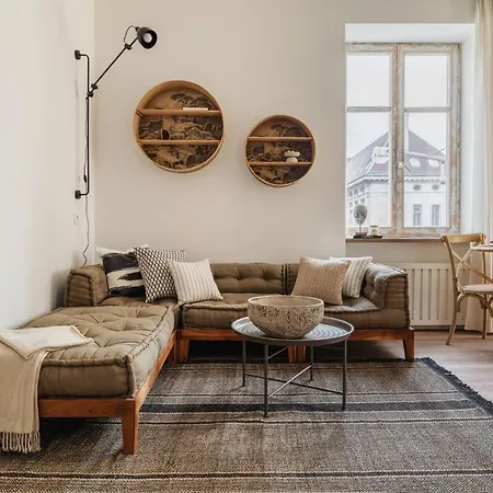 Orient Desert Apartment